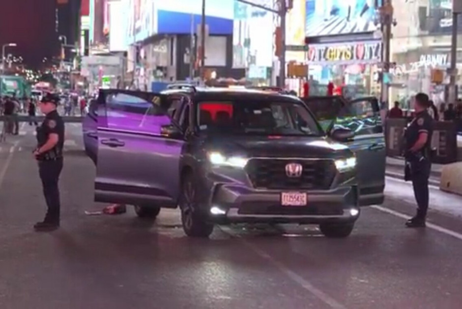 Τρόμος στην Times Square: Πυροβολισμοί με τραυματίες (ΒΙΝΤΕΟ)
