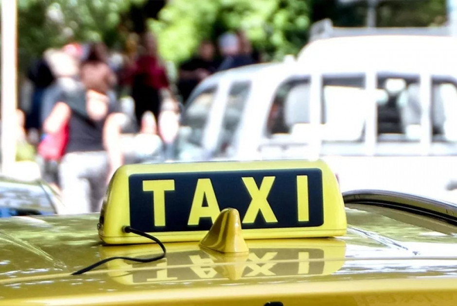 Επ. Μεταφορών: Επιχειρεί να βάλει τέλος στην παρανομία στα αστικά ταξί