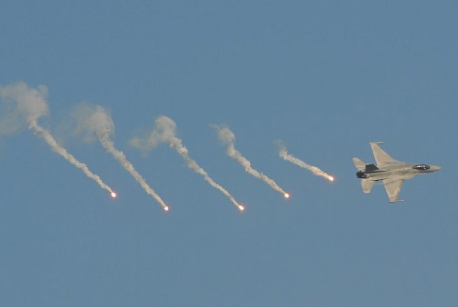 Πολωνία: Συνετρίβη F-16 κατά τη διάρκεια πρόβας για αεροπορική επίδειξη