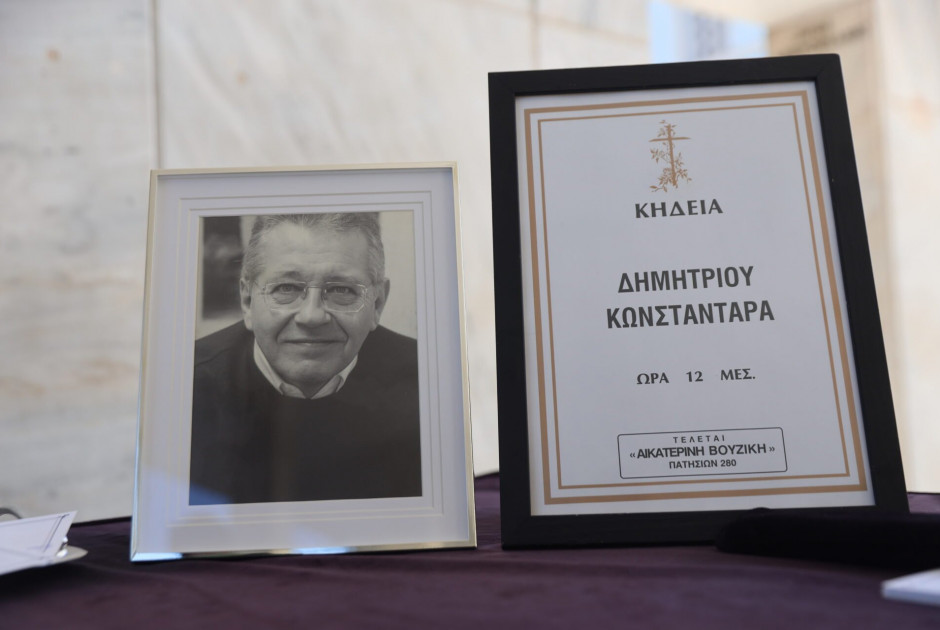 Ραγίζει καρδιές ο Λάμπρος Κωνσταντάρας μετά την κηδεία του πατέρα του, Δημήτρη