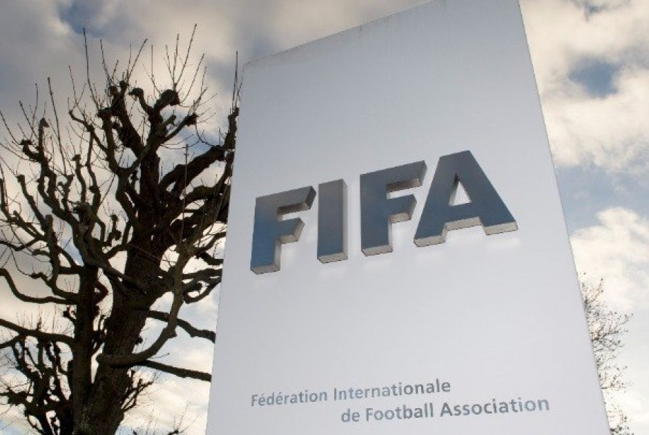 Η FIFA απαγορεύει διαφημίσεις τυχερών παιχνιδιών στους διαιτητές