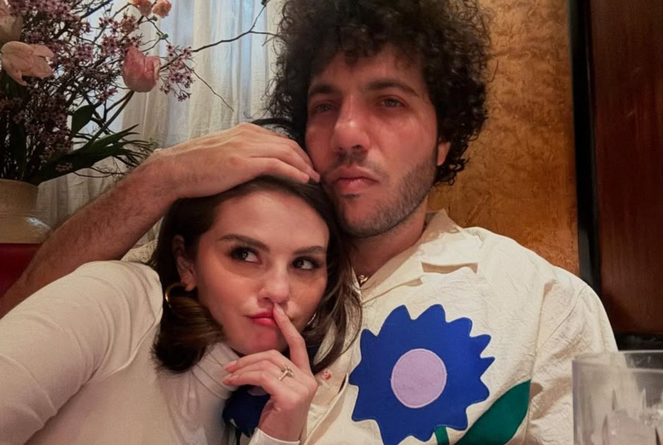 Η Selena Gomez δηλώνει ενθουσιασμένη που θα παντρευτεί τον Benny Blanco