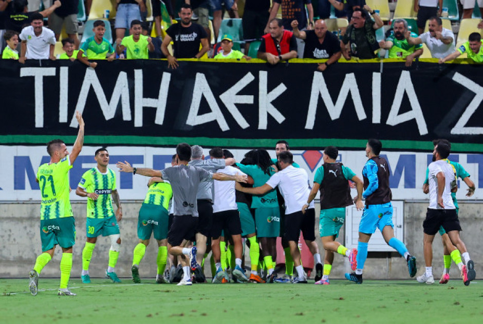 Δεν είναι μόνο ο Τσακόν