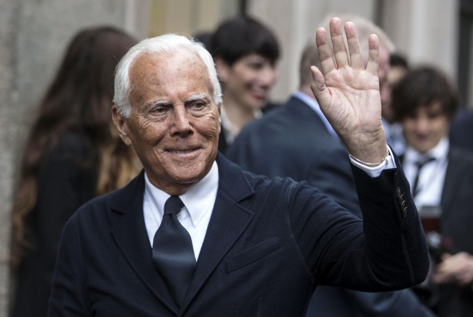 Σε λαϊκό προσκύνημα στο Μιλάνο η σορός του Αρμάνι