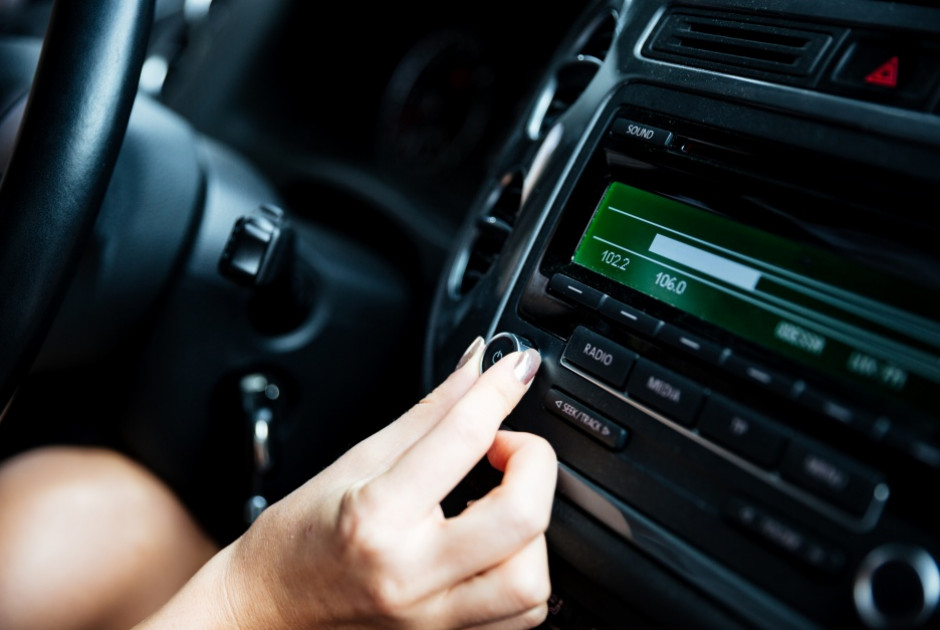 Έρευνα: Οι στίχοι των τραγουδιών επηρεάζουν τις σκέψεις και τα συναισθήματά μας;