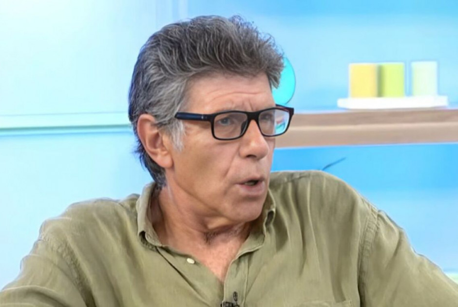 Γιάννης Μπέζος: Όταν οι μεγάλοι συμπεριφέρονται σαν νέοι, γίνονται γελοίοι