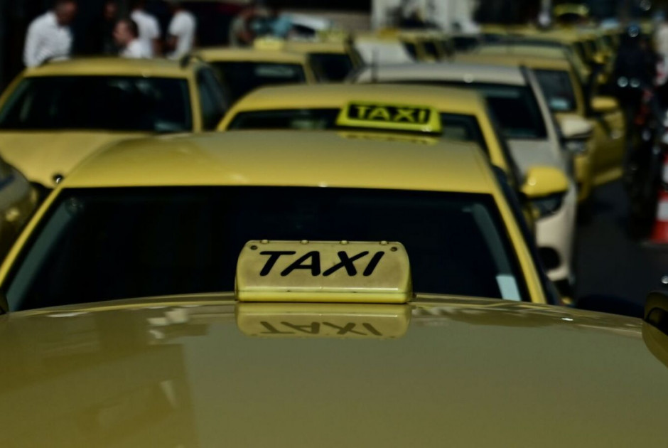 Ανεβάζουν χειρόφρενα ξανά οι οδηγοί ταξί στην Ελλάδα