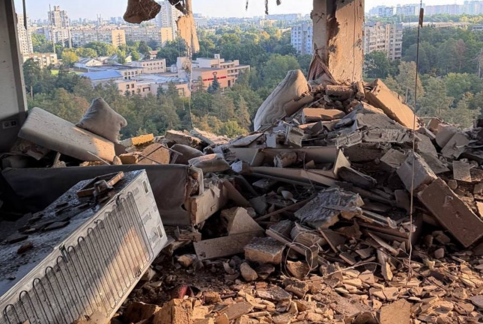 ΣΟΚΑΡΙΣΤΙΚΟ: Βομβάρδισαν σπίτι ποδοσφαιριστή με την οικογένειά του μέσα (ΒΙΝΤΕΟ)