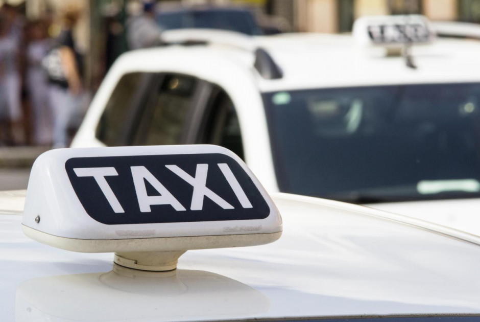 Απίστευτο: Ταξί χρέωσε τουρίστα 1.500 ευρώ… για 1,5 χλμ.