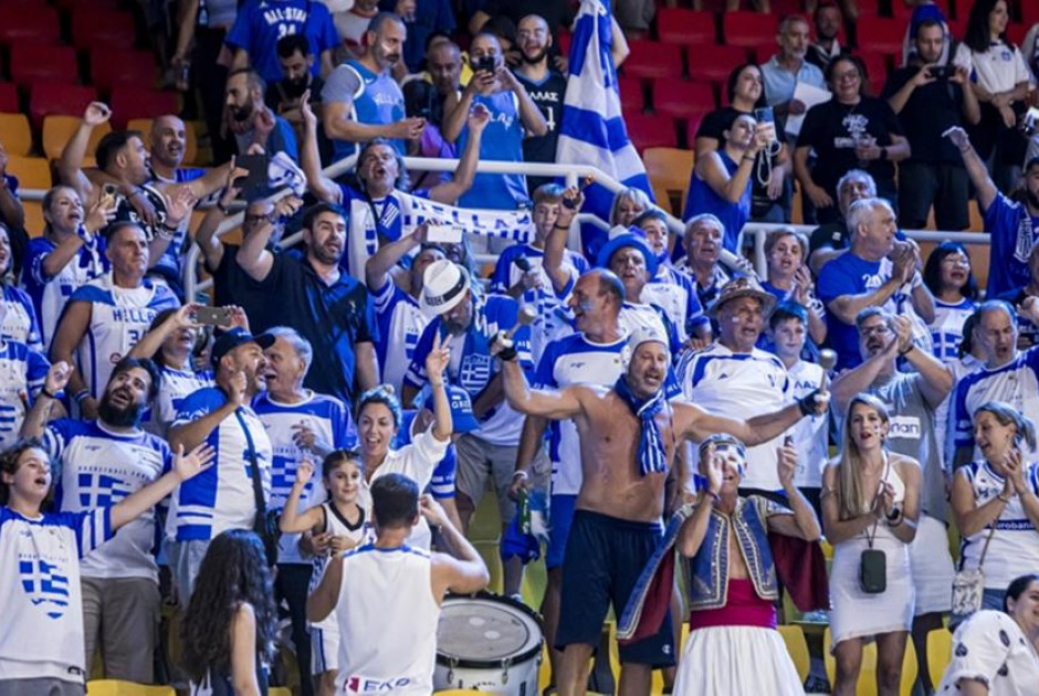 Συνεχίζονται οι αφίξεις Ελλήνων φιλάθλων στη Ρίγα για τον ημιτελικό με την Τουρκία-Τα υψηλά πρόσωπα