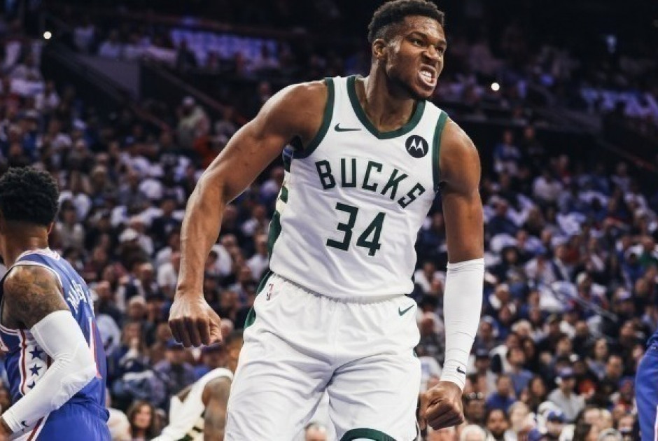 Ακόμη ένα ρεκόρ για τον Αντετοκούνμπο