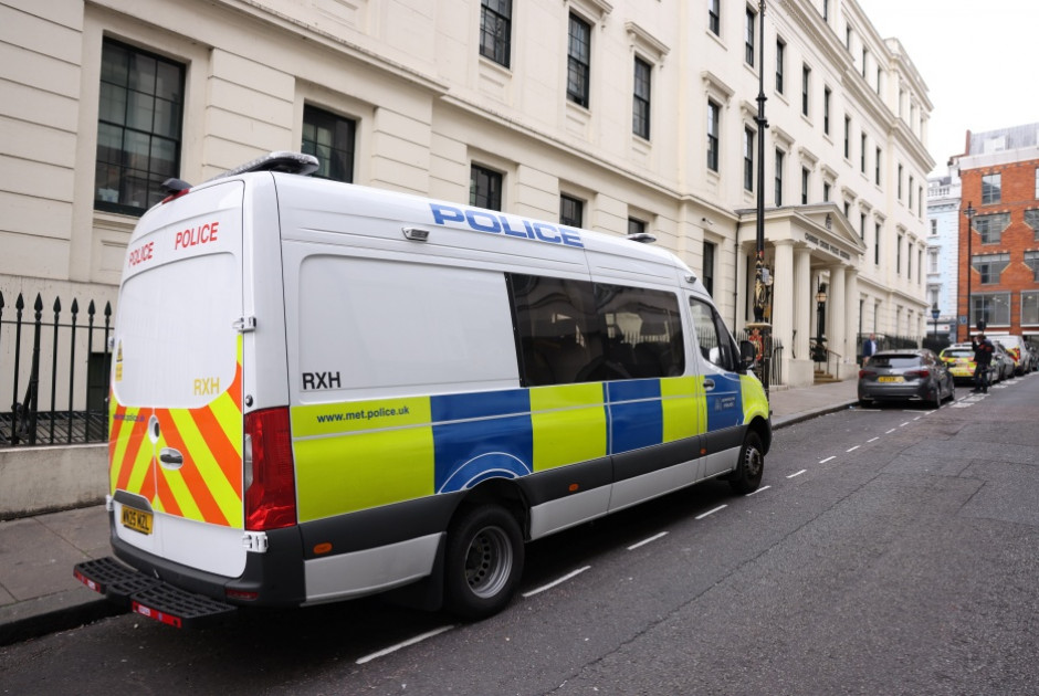 Βρετανία: 20χρονος επιτέθηκε σε νοσηλευτές με λοστό μετά από άρνηση να του δώσουν ραντεβού