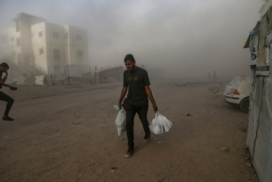 Σχέδιο Αμάλθεια: Υλικό για καταφύγια στη Γάζα - «Η διανομή στις οικογένειες βρίσκεται σε εξέλιξη»