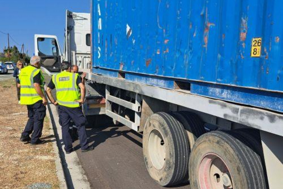 Μεταφορείς ΠΟΒΕΚ: Επ’ αόριστον απεργία από 3 Νοεμβρίου λόγω χρόνιων προβλημάτων
