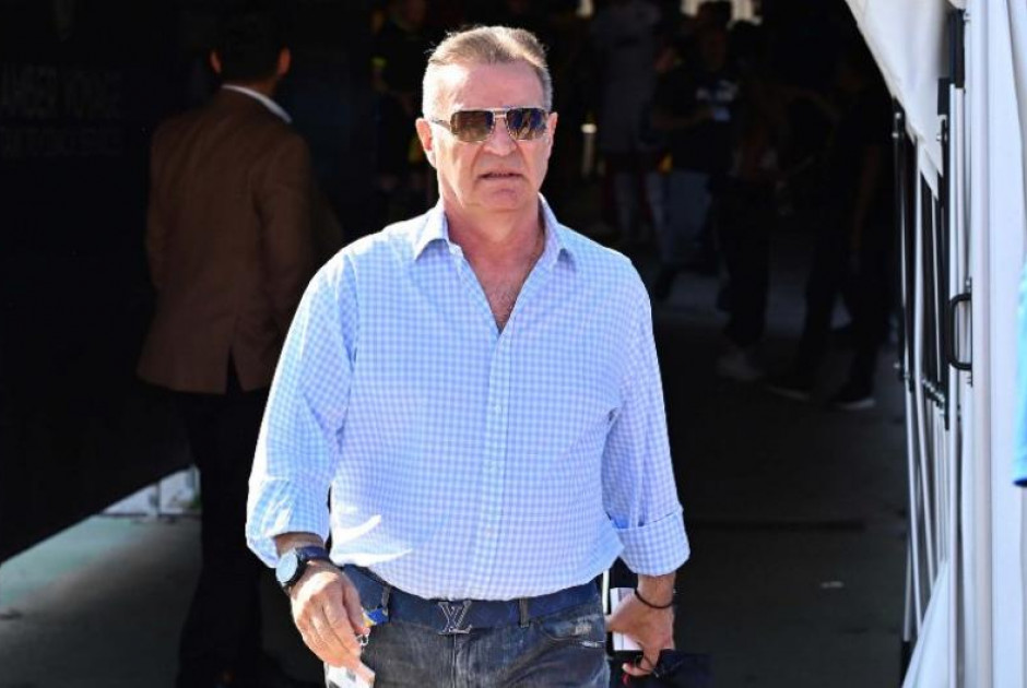 Πιέζεται από παντού ο Πρόδρομος - "Παίζει" δυνατά το σενάριο παραίτησης