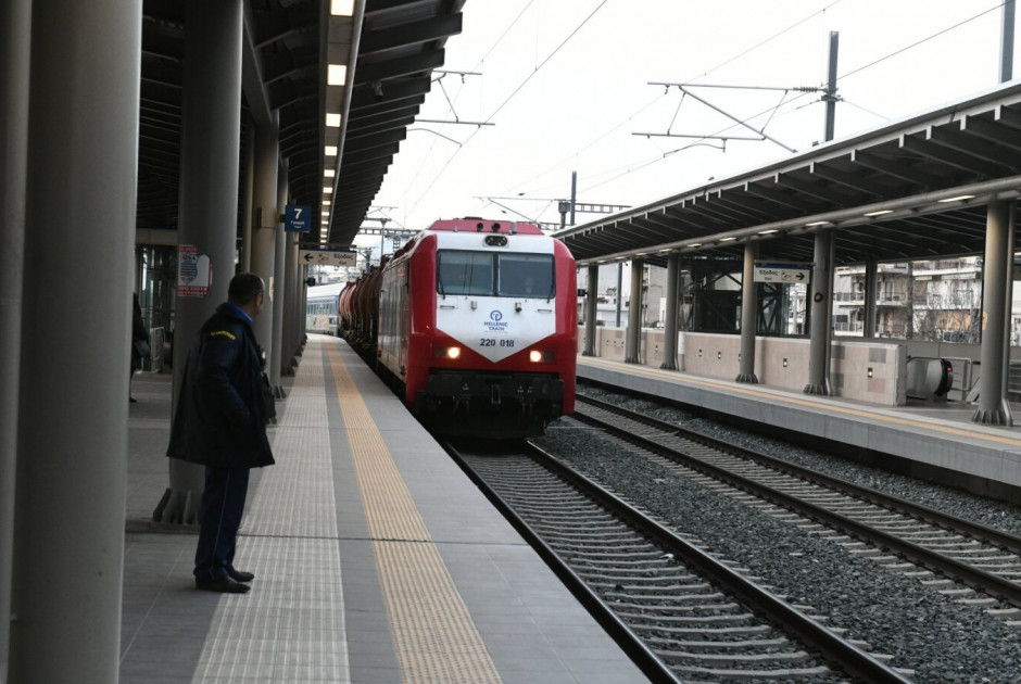 Ακινητοποιήθηκε λόγω βλάβης τρένο της γραμμής Θεσσαλονίκη-Αθήνα