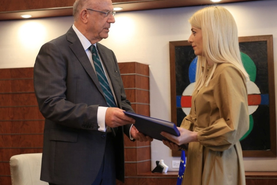 Προϋπολογισμός 2026: Παραδόθηκε στην ΠτΒ – Διατηρεί την ανθεκτικότητα της οικονομίας λέει ο ΥΠΟΙΚ