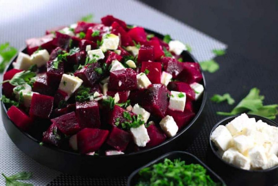 Συνταγή για σαλάτα με παντζάρια και φέτα