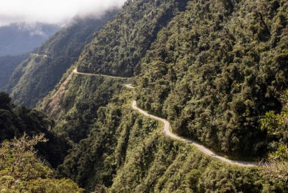 Πού βρίσκεται η πιο επικίνδυνη διαδρομή στον κόσμο