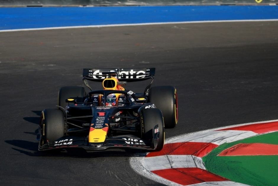 F1 - Μεξικό: Ο Φερστάπεν έδειξε τα... δόντια του στο FP2, 4η δύναμη η McLaren