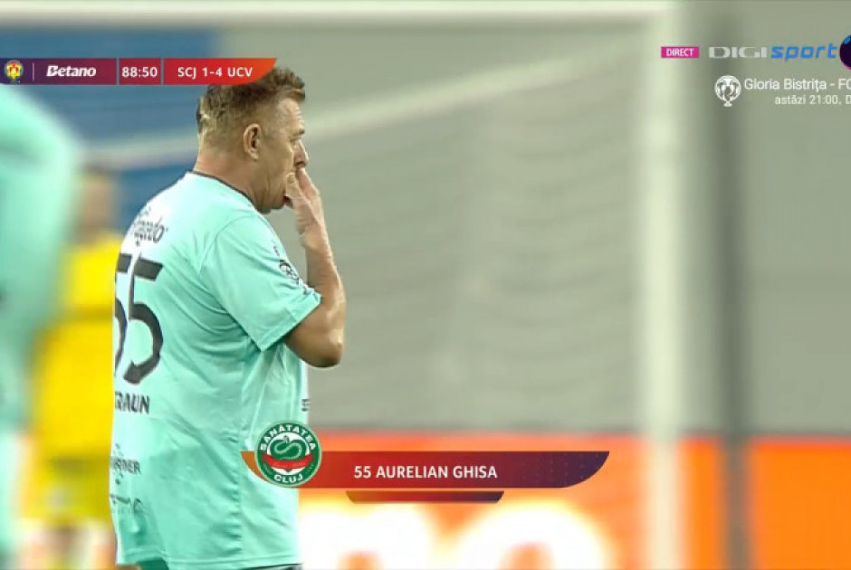 ΕΠΟΣ: 61χρονος ιδιοκτήτης ομάδας έπαιξε σε ποδοσφαιρικό αγώνα (ΒΙΝΤΕΟ)