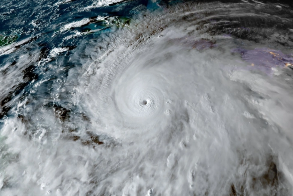 Ο τυφώνας Μελίσσα σαρώνει τη Τζαμάικα - Τρεις νεκροί πριν την άφιξή του