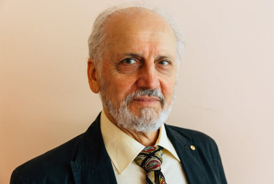 Εκλογή Καθ. Γιώργου Παξινού ως Αντεπιστέλλοντος Μέλους της Κυπριακής Ακαδημίας