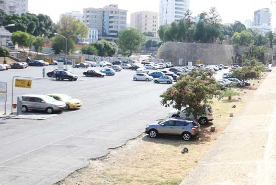 Προσωρινή αναστολή λειτουργίας του Δημοτικού Χώρου Στάθμευσης Νταβίλα