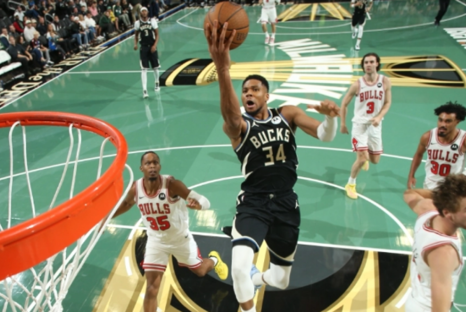 "Εξωγήινος'' Αντετοκούνμπο, κατάπιε το Σικάγο (Βίντεο)