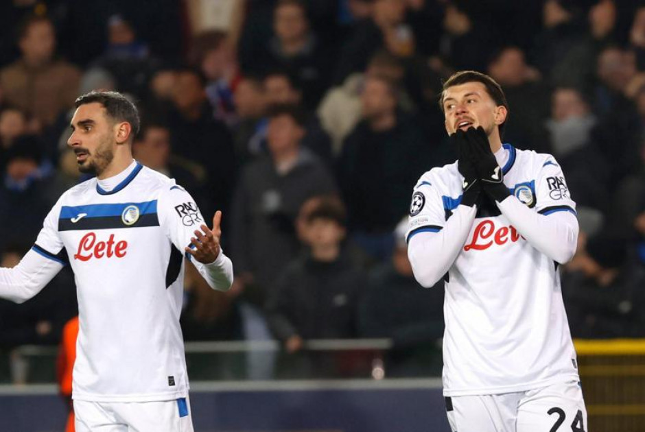 Αταλάντα υπό κατάρρευση, διασύρθηκε από την Σασουόλο μέσα στο Μπέργκαμο