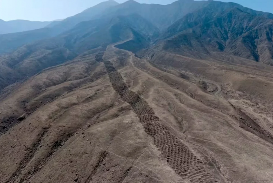 Το βουνό με τις χιλιάδες τρύπες – Άλυτο μυστήριο για τους επιστήμονες