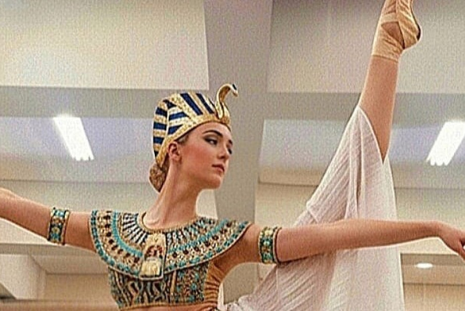 Ελληνίδα πρίμα μπαλαρίνα στα ιστορικά εγκαίνια του Grand Egyptian Museum