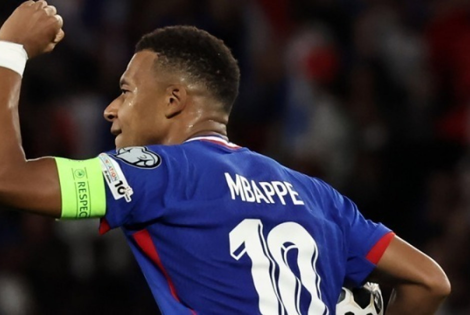 Ο Μπαπέ… ακολουθεί τον Πελέ