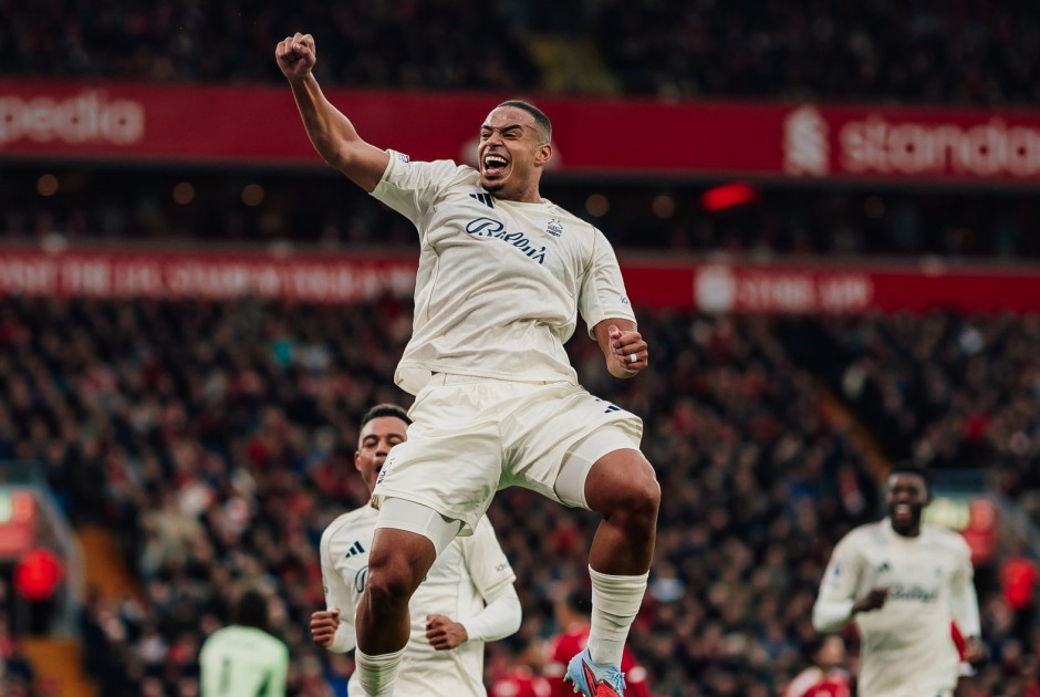 Η Λίβερπουλ δεν σηκώνει κεφάλι με τίποτα, η Φόρεστ της έριξε τριπλό «χαστούκι»