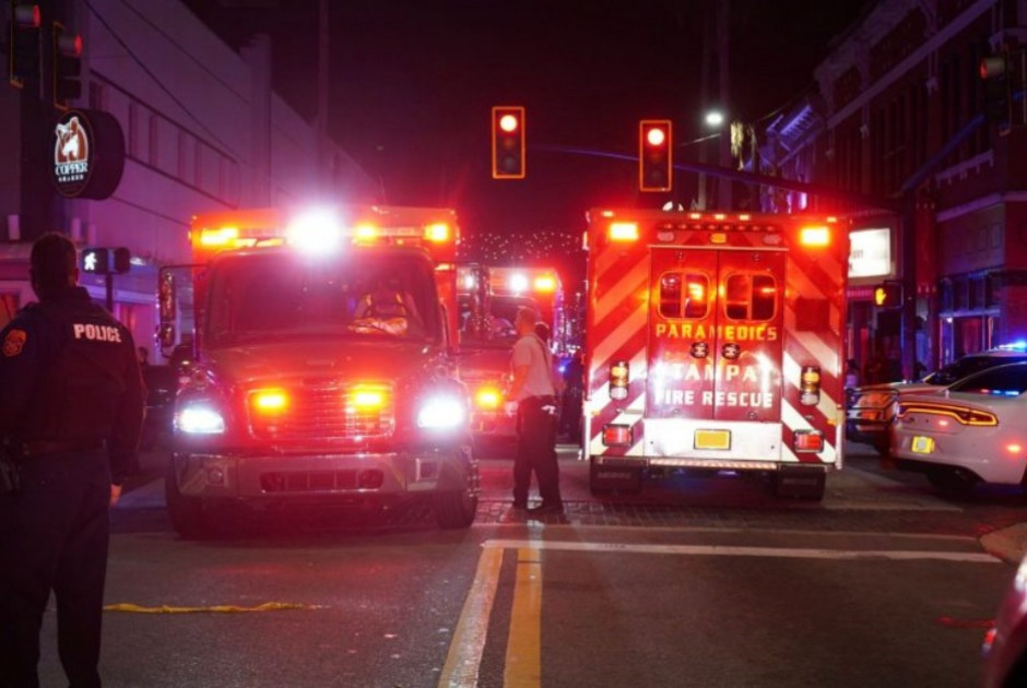 Αυτοκίνητο έπεσε σε μπαρ στην Τάμπα – 4 νεκροί και 11 τραυματίες