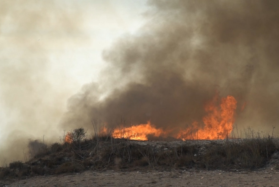 Υπό έλεγχο το μέτωπο Κάθηκα – Ακουρσούς – Κατέκαψε ενάμιση εκτάριο γης