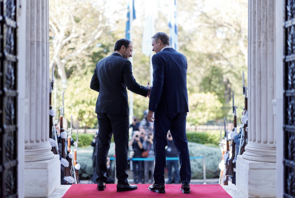 Συμφωνία Χριστοδουλίδη – Μητσοτάκη για επικαιροποίηση παραμέτρων για ηλεκτρική διασύνδεση (ΒΙΝΤΕΟ)