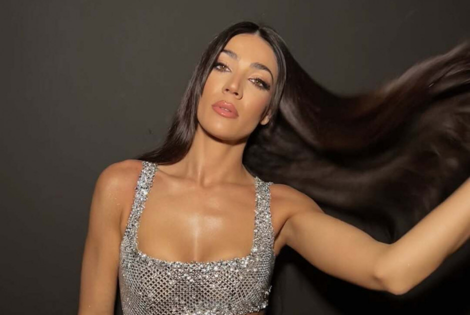 Η Ήβη Αδάμου ανέβασε στη σκηνή του MadWalk την κόρη της (ΒΙΝΤΕΟ)