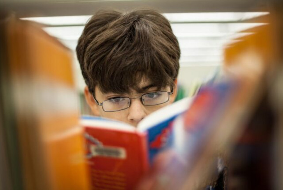 Ραγδαία αύξηση μυωπίας στα παιδιά: Η τεχνολογία αλλάζει την όρασή τους