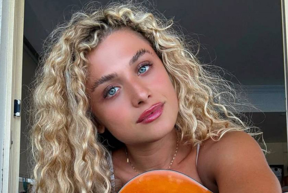 Antigoni Buxton: «Από μικρή είχα το όνειρο να εκπροσωπήσω την Κύπρο στην Eurovision»