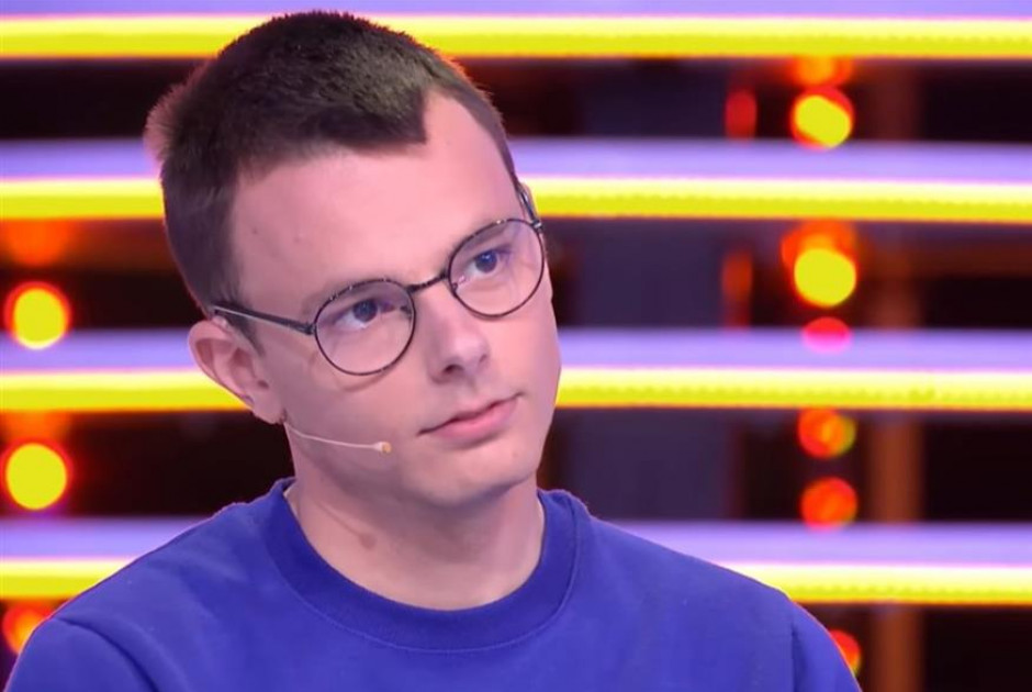 Παίκτης κέρδισε σε τηλεπαιχνίδι 23 αυτοκίνητα