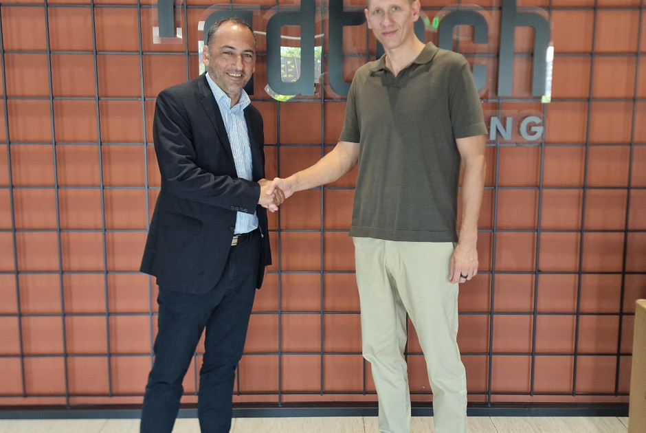 Στρατηγική συμφωνία της ΟΑΚ με την Ad Tech Holding – Νέα εποχή για το κυπριακό τένις και padel