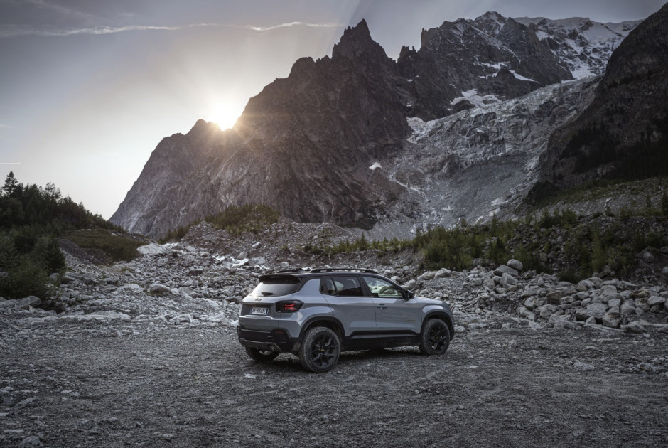 Jeep Avenger 4xe The North Face Edition