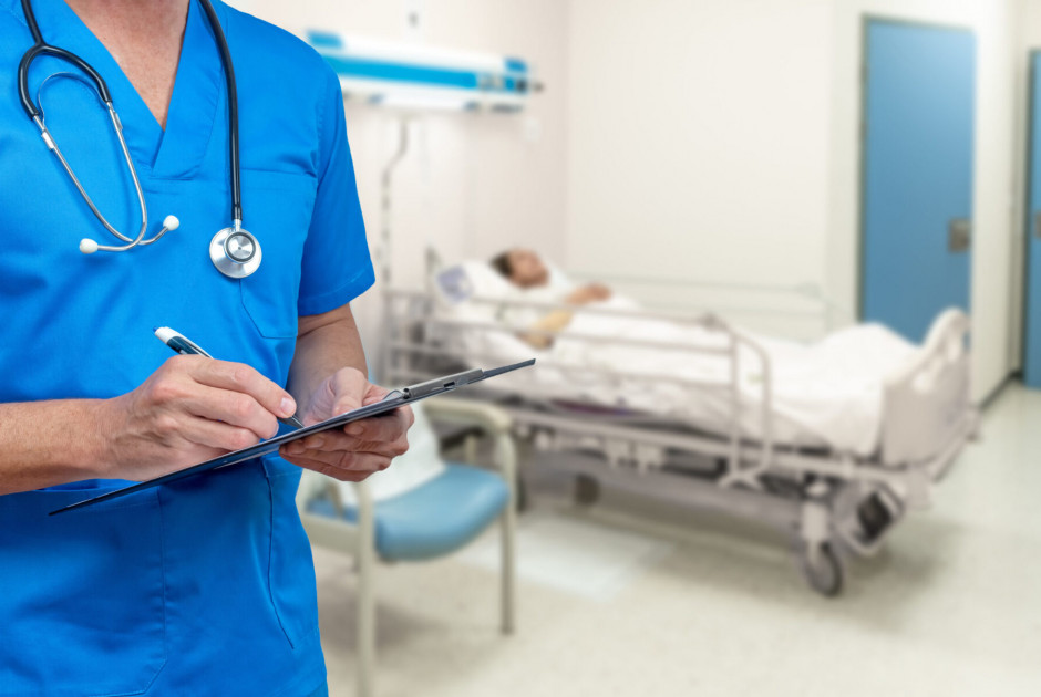 Γερμανία: Νοσηλευτής καταδικάστηκε σε ισόβια κάθειρξη για τη δολοφονία 10 ασθενών