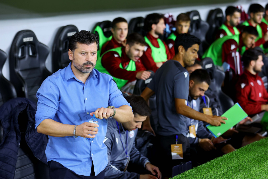 ΤΕΛΕΙΩΣΕ και τον Φανγκέιρο...