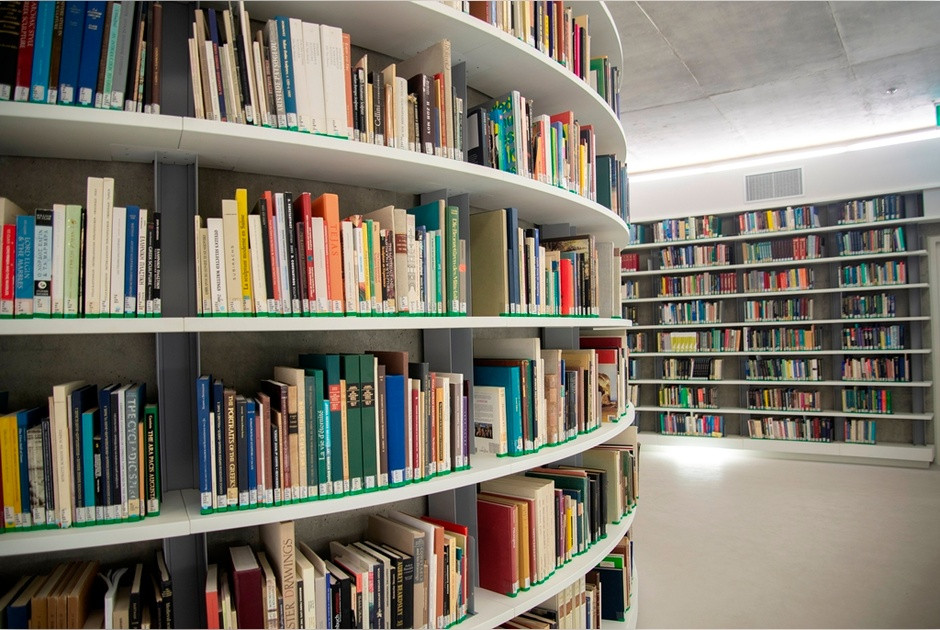 Αποσαφήνιση Στοιχείων για το Κόστος Κατασκευής της Βιβλιοθήκης-Κέντρου Πληροφόρησης «Στέλιος Ιωάννου