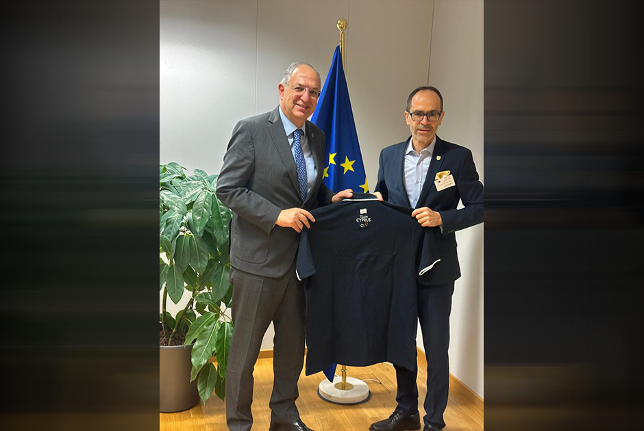 Συνάντηση Προέδρου της Κυπριακής Ολυμπιακής Επιτροπής με τον Ευρωπαίο Επίτροπο Κώστα Καδή στις Βρυξέ