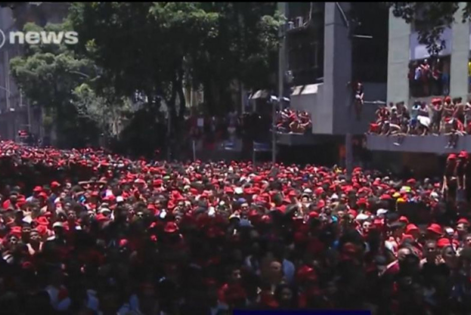 ΤΡΕΛΑ στο Ρίο ντε Τζανέιρο: Μισό εκατομμύριο φίλοι της Φλαμένγκο θα υποδεχθούν τους πρωταθλητές Λατι