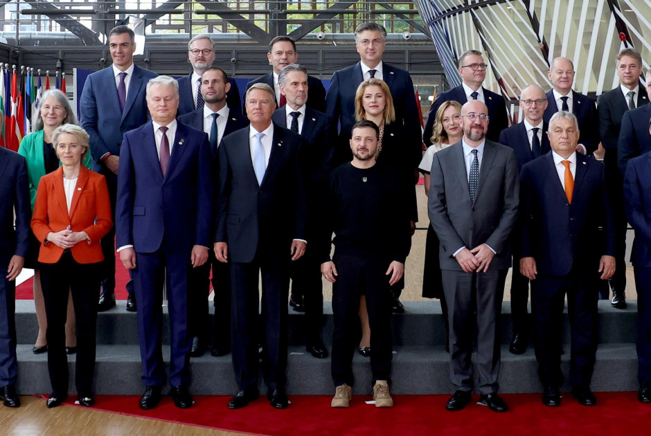 Φον Ντερ Λάιεν: Η Ευρώπη πρέπει να συνεχίσει να ασκεί πίεση στη Ρωσία