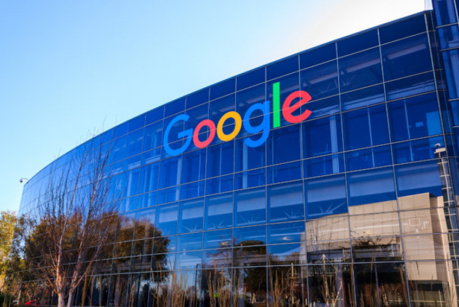 Το αφεντικό της Google προειδοποιεί